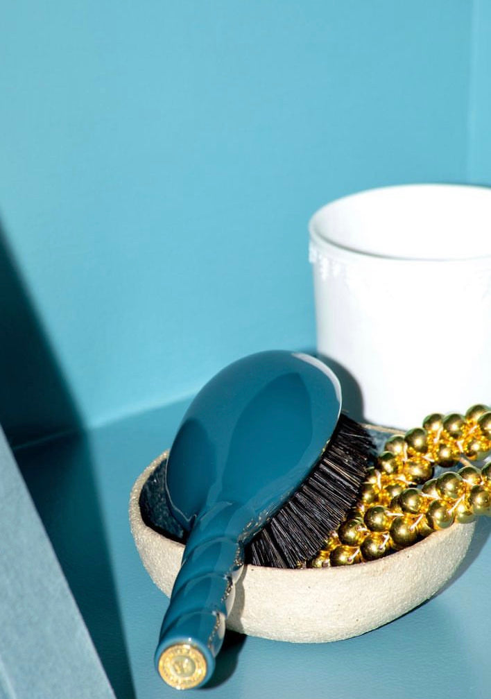 ALYSCAMPS INVITE LA BONNE BROSSE DANS SA BOUTIQUE ARLÉSIENNE
